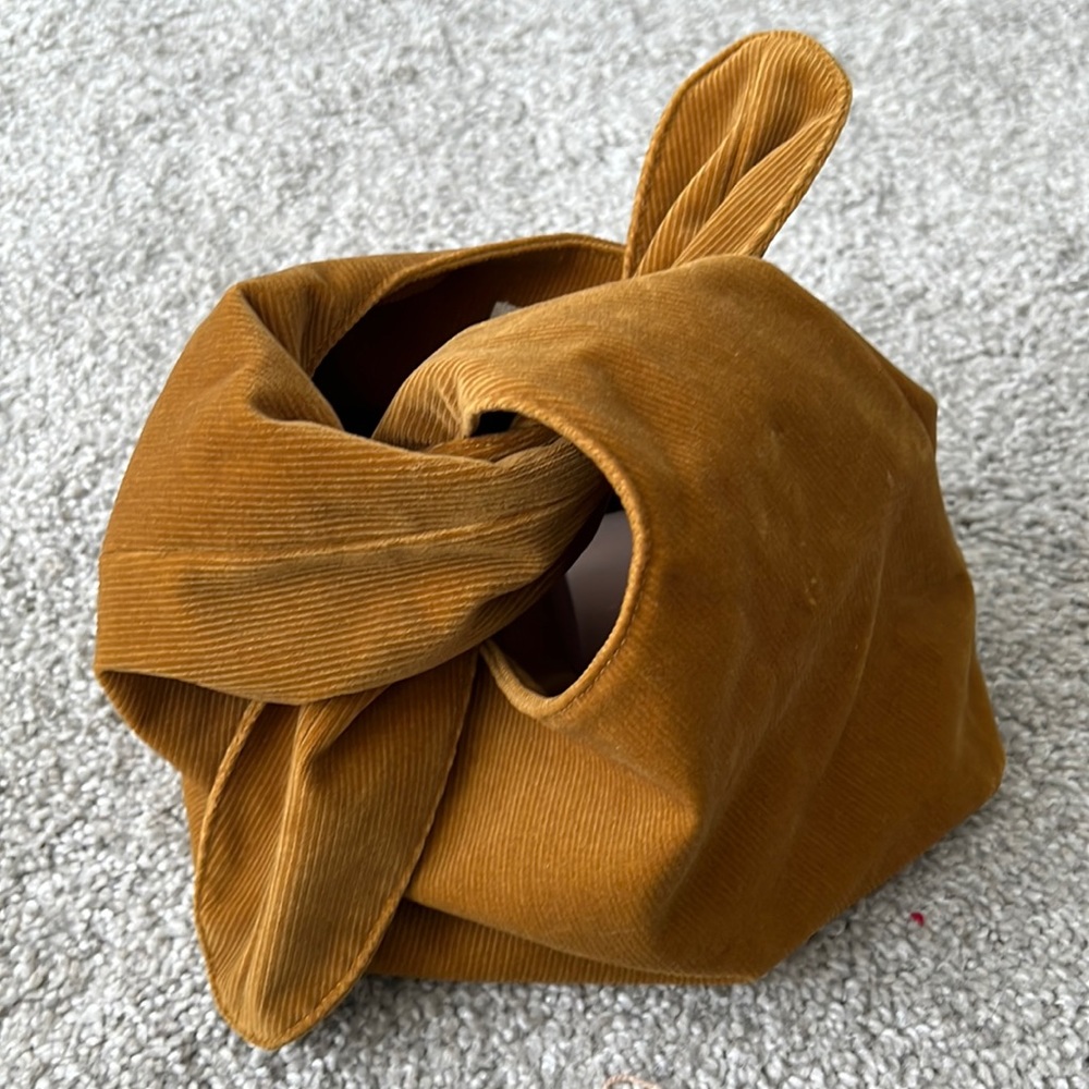 MERIT corduroy pouch